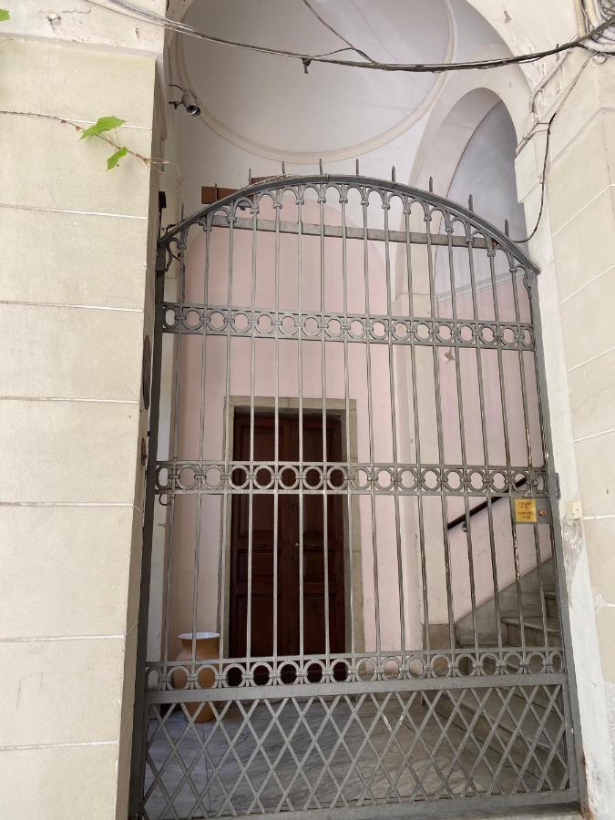Antica Casa Centro Villa Catania Luaran gambar